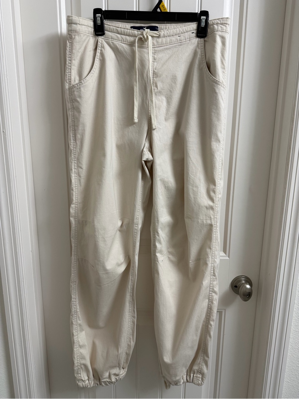 NWT Hollister Adjustable-Rise Parachute Baggy Pants Cream Size M